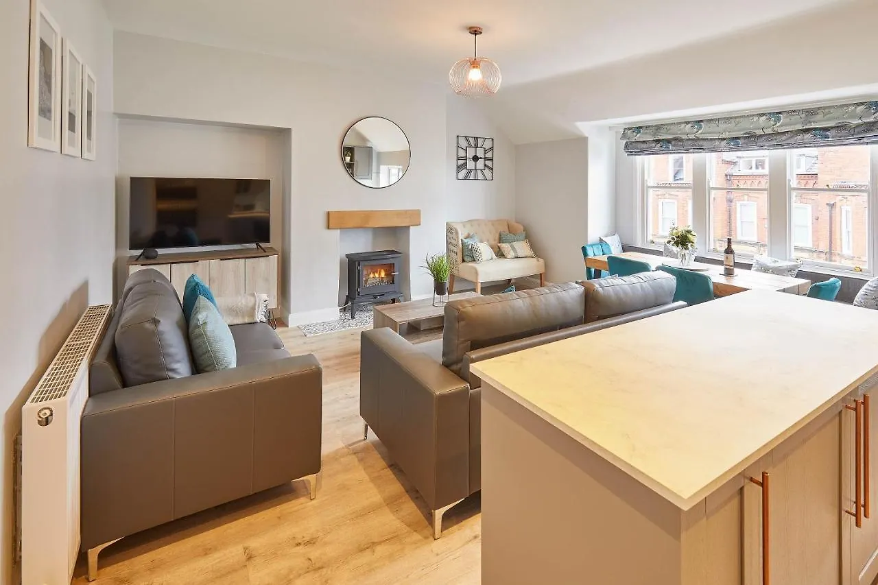Host & Stay - The Avenue Victoria Apartment Scarborough