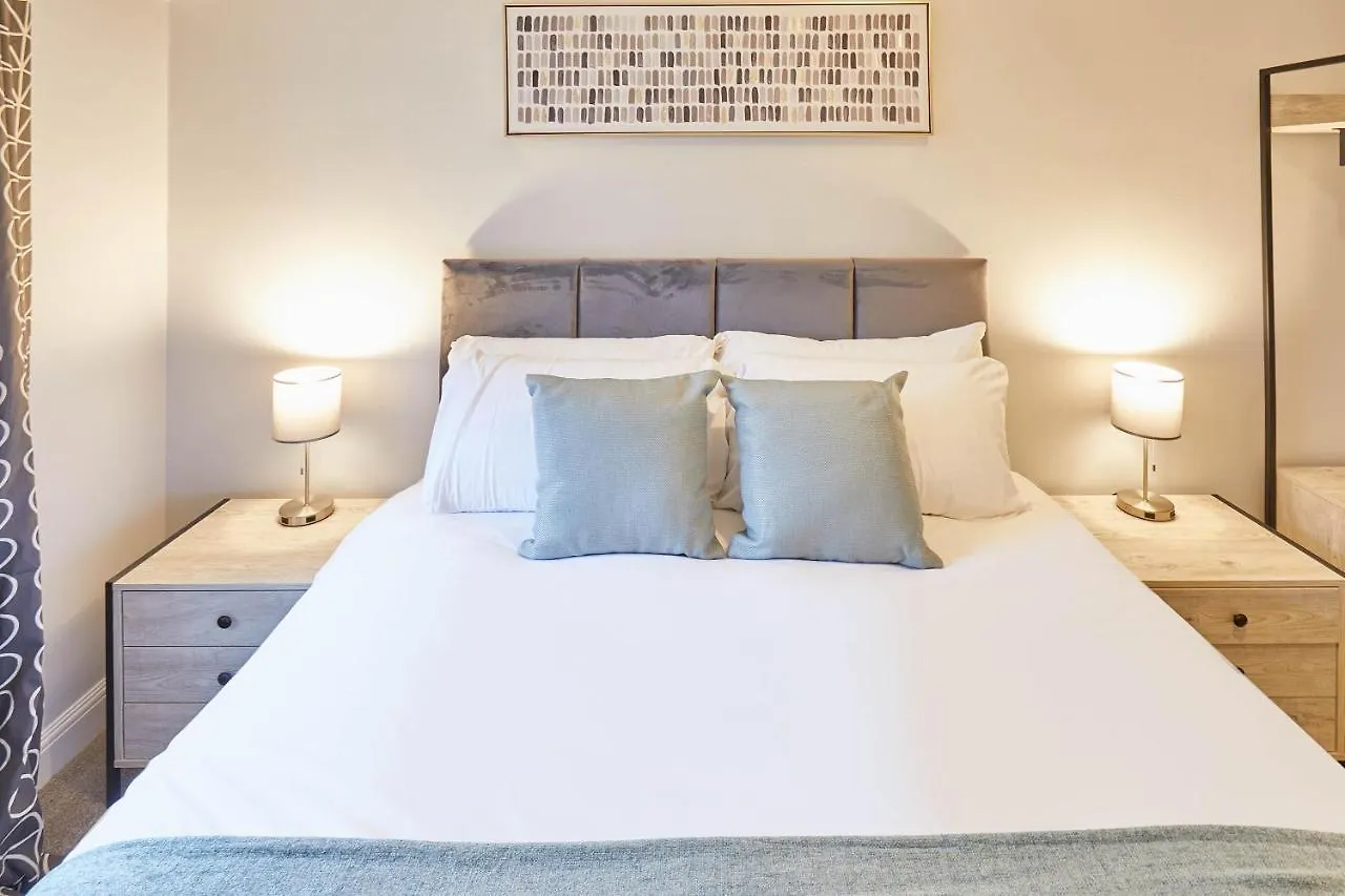 Host & Stay - The Avenue Victoria Apartment Scarborough